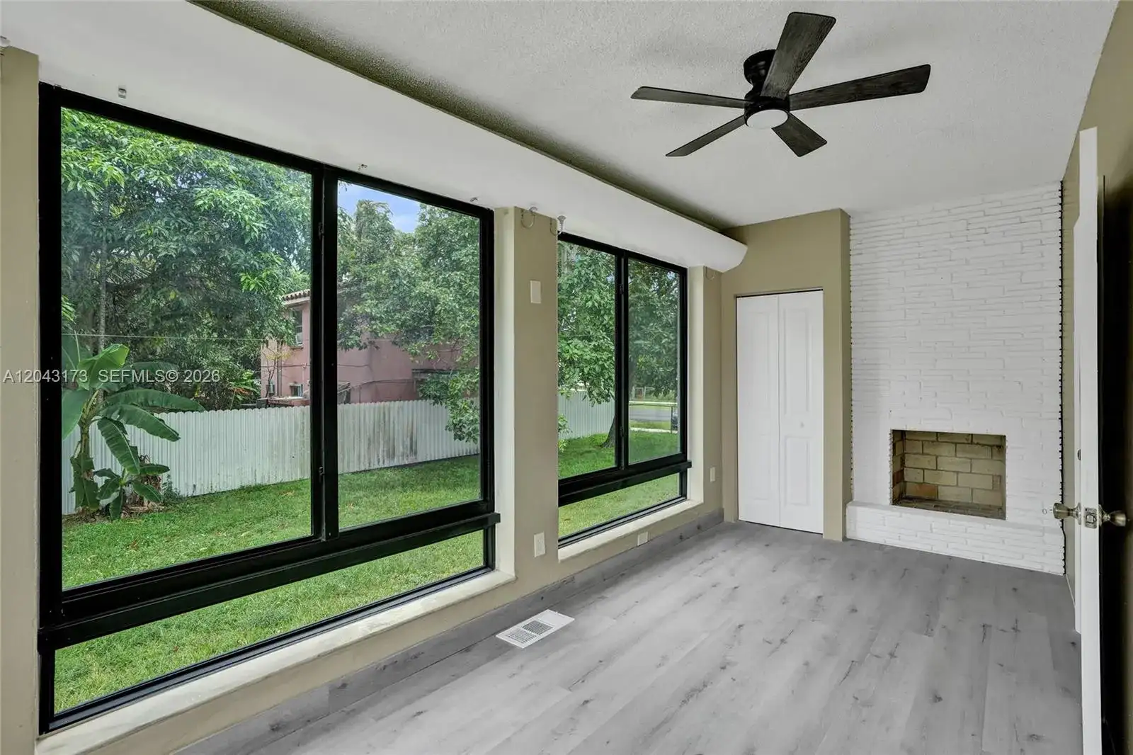 1400 NE 148th St, Miami FL 33161 photo 5