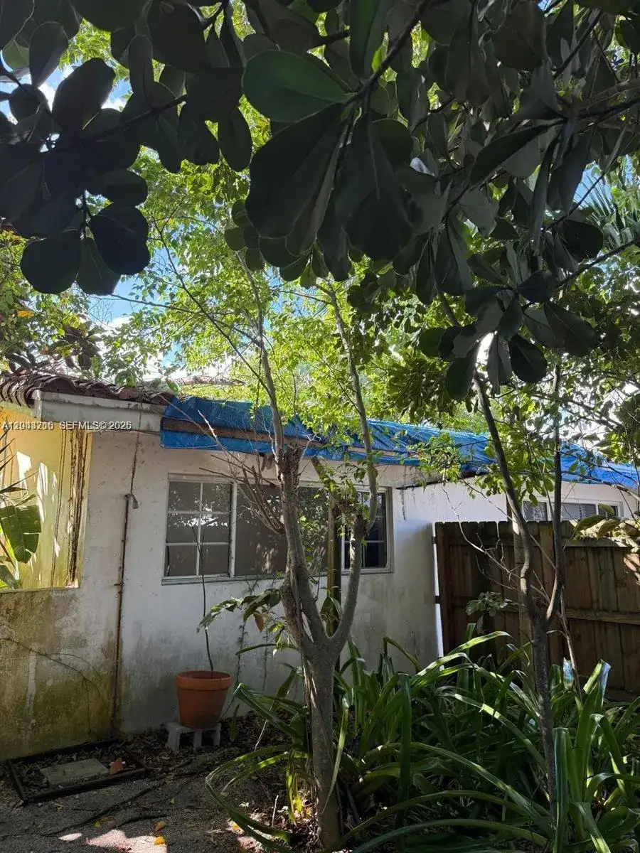 5600 SW 74th Ct, Miami FL 33143 photo 3