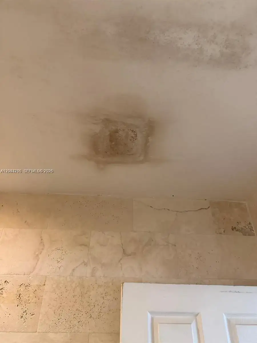 5600 SW 74th Ct, Miami FL 33143 photo 5