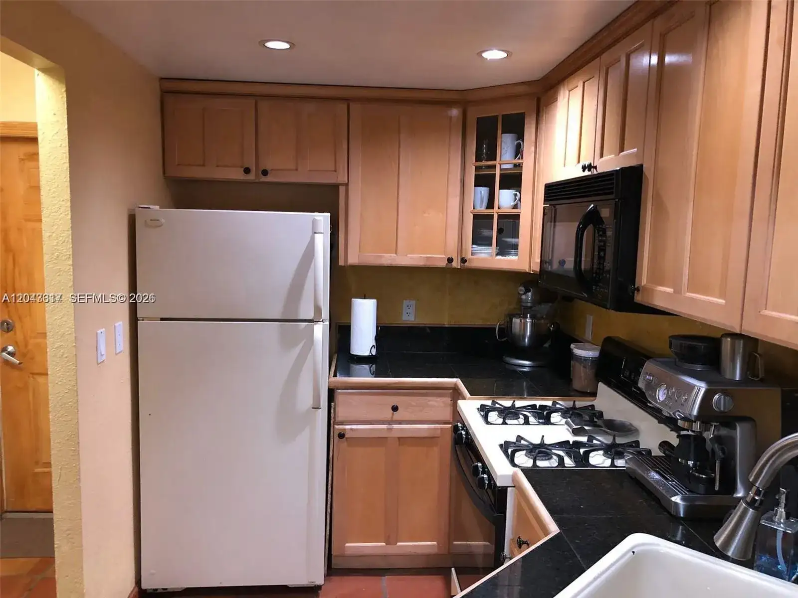6705 N Kendall Dr # 312, Pinecrest FL 33156 photo 2