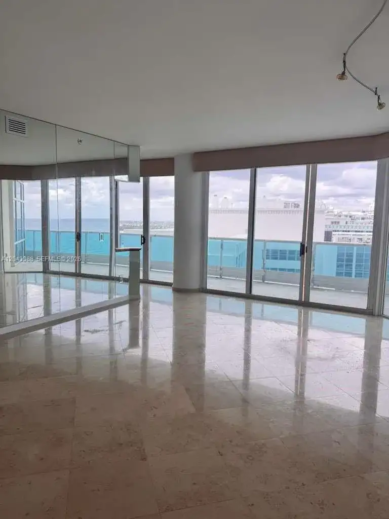 5025 Collins Ave # 1602, Miami Beach FL 33140 photo 2