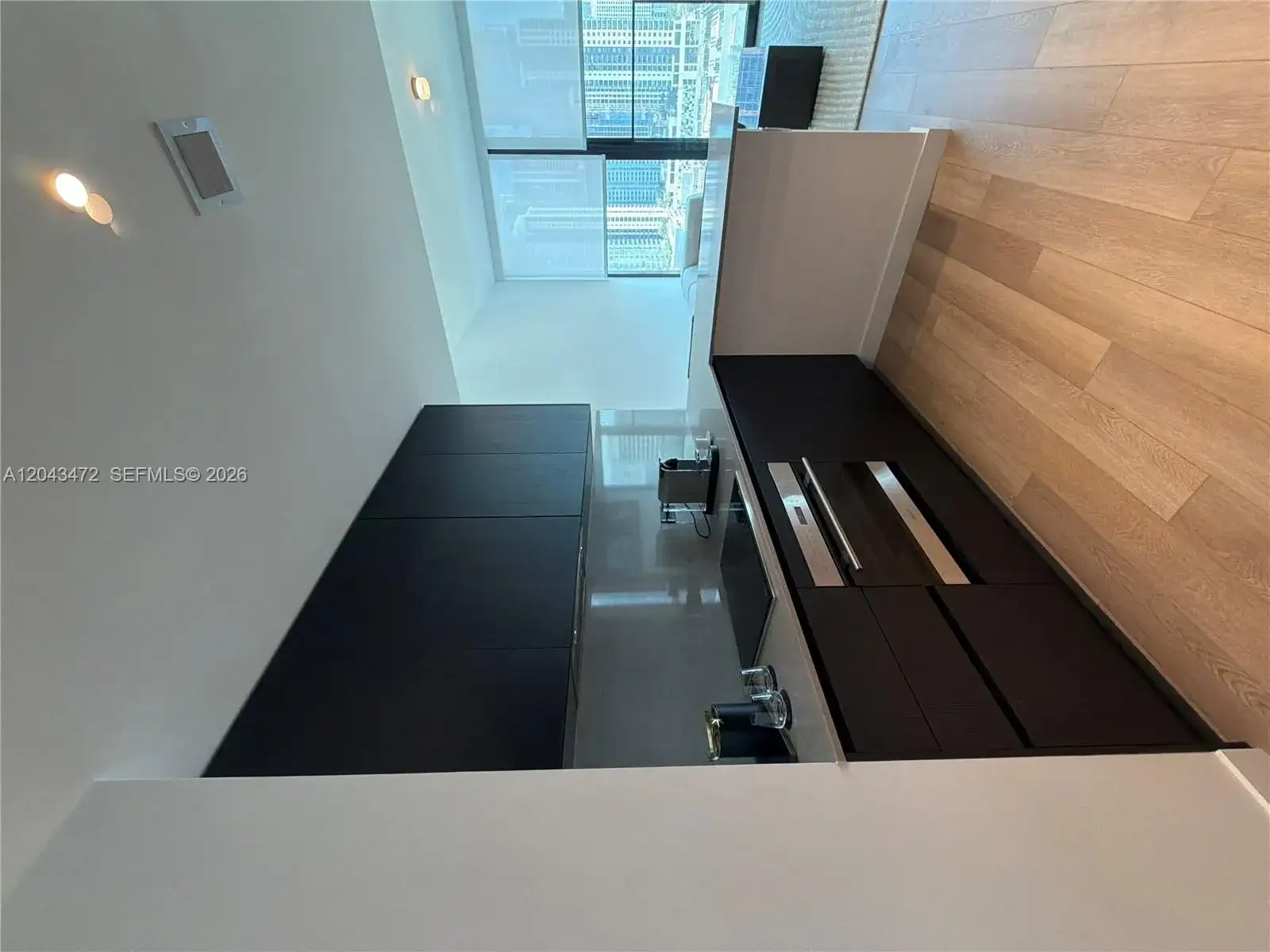 20 NE 11th St # 2409, Miami FL 33132 photo 5