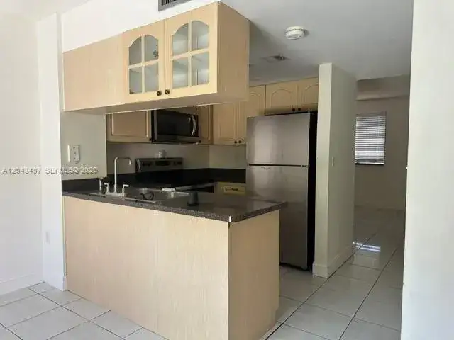 1819 SW 107th Ave # 1904, Miami FL 33165 photo 5
