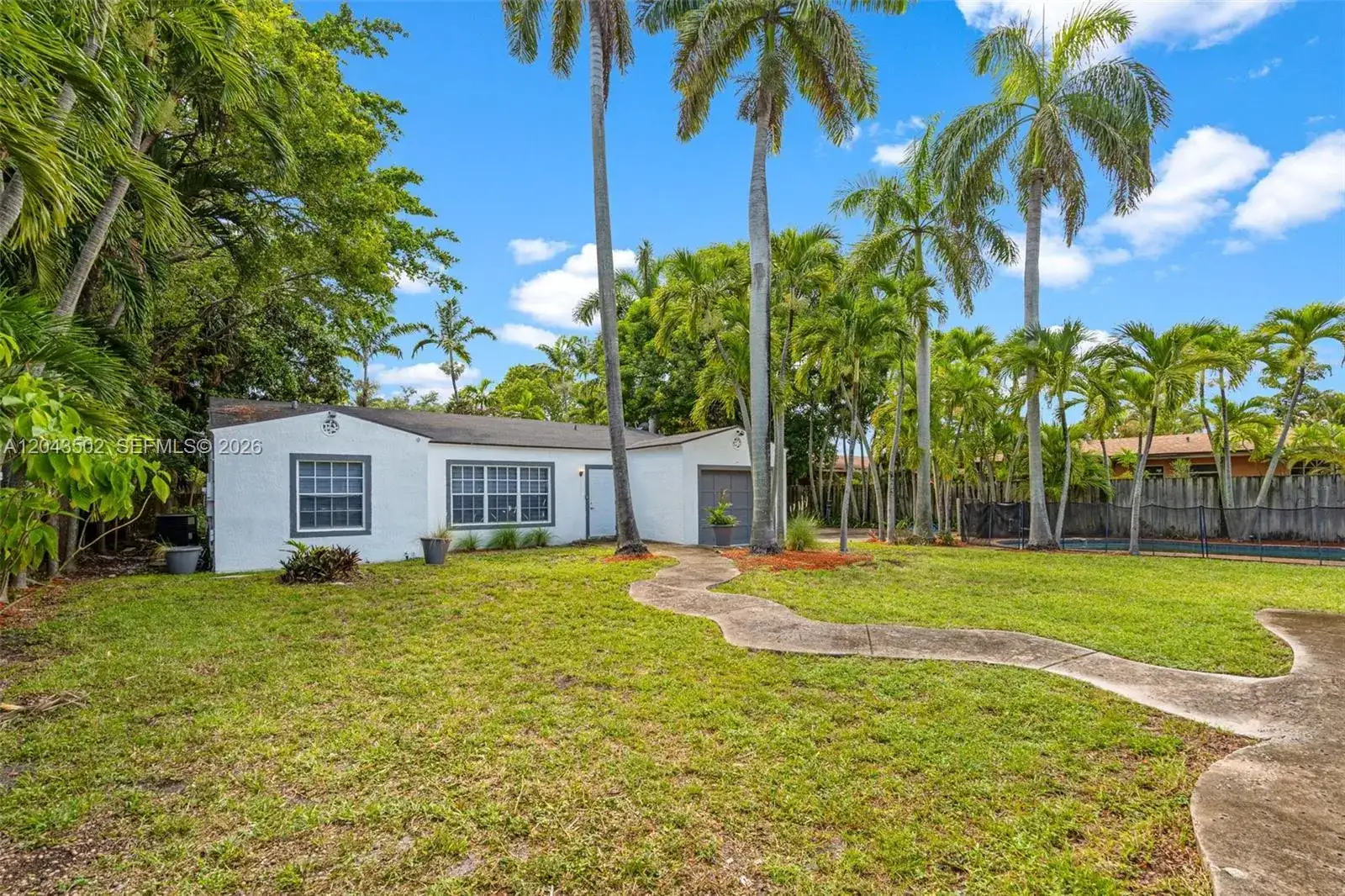 1521 NE 5th Ter, Fort Lauderdale FL 33304 photo 4