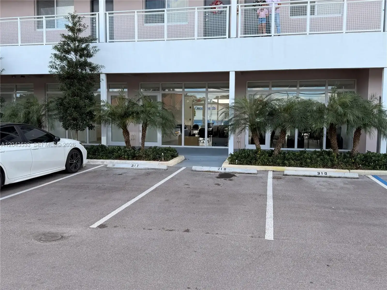 665 E 49 ST, Hialeah FL 33013 photo 3