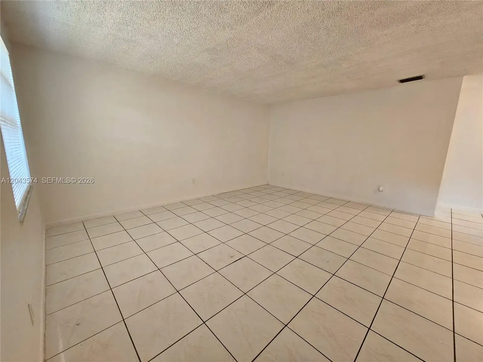 4621 SW 33rd Ave # 4, Dania Beach FL 33312 photo 2