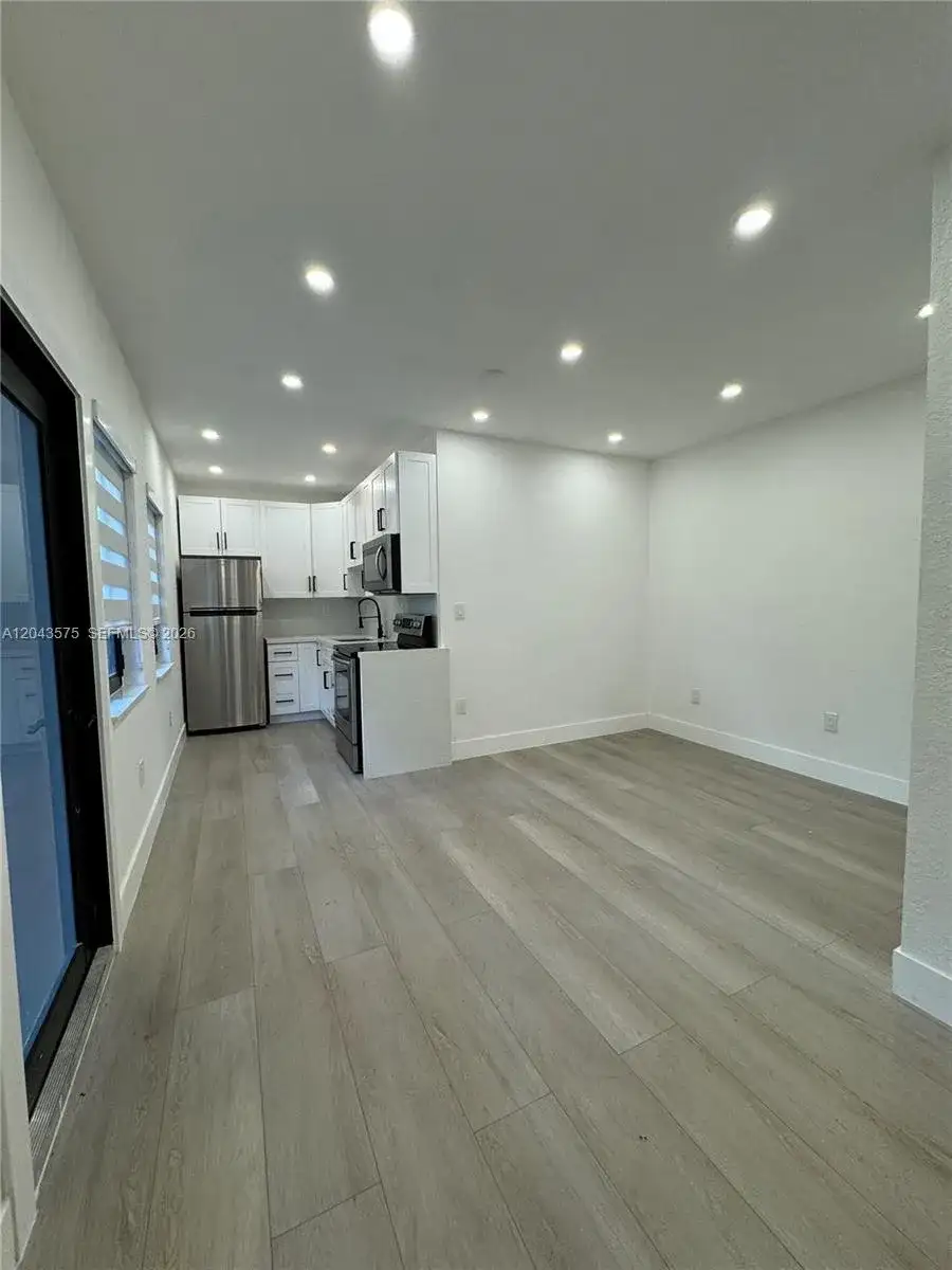 5521 NW 1st Ave # 4, Miami FL 33127 photo 2