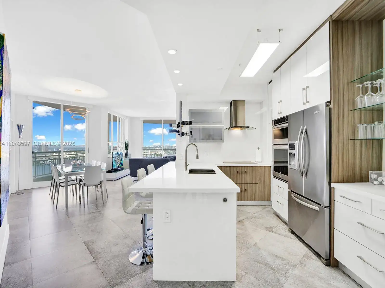 888 Brickell Key Dr # 2412, Miami FL 33131 photo 5