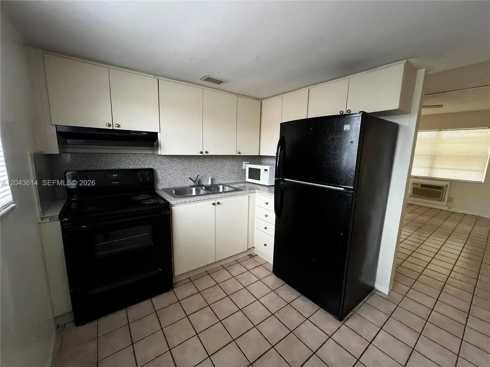 13 NE 2nd Ave # 104, Dania Beach FL 33004 photo 2