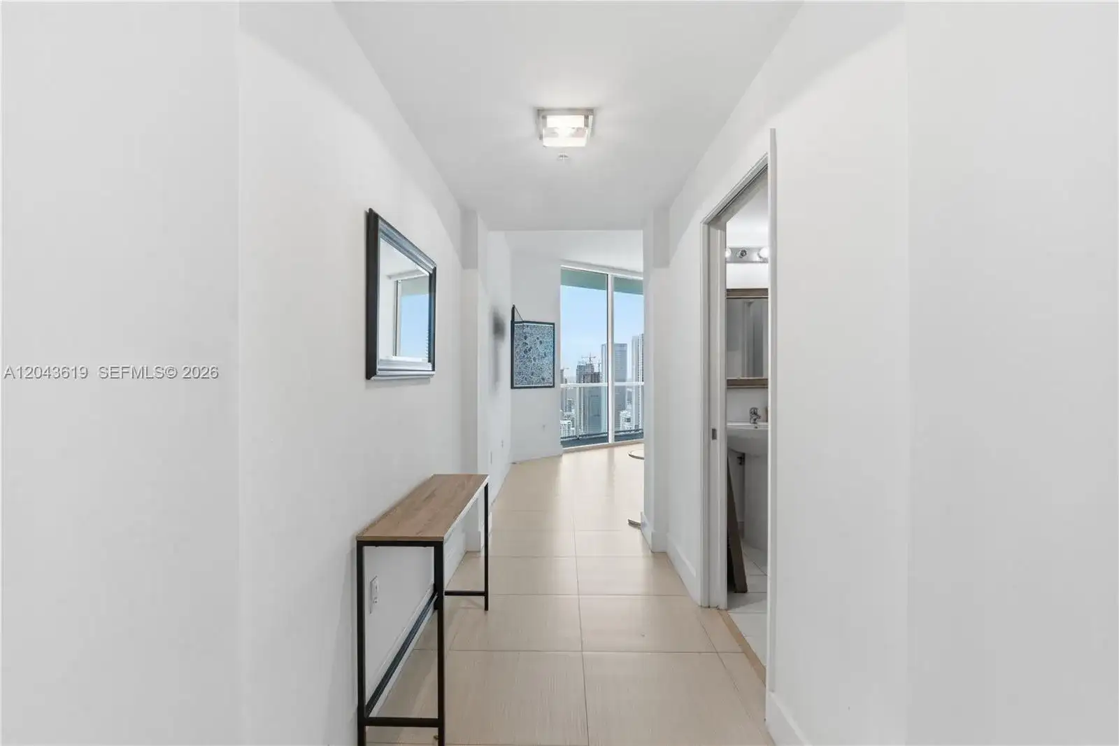 1900 N Bayshore Dr, Miami FL 33132 photo 3