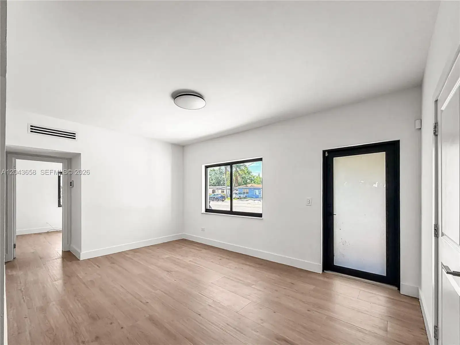 55 NW 125th St, North Miami FL 33168 photo 4