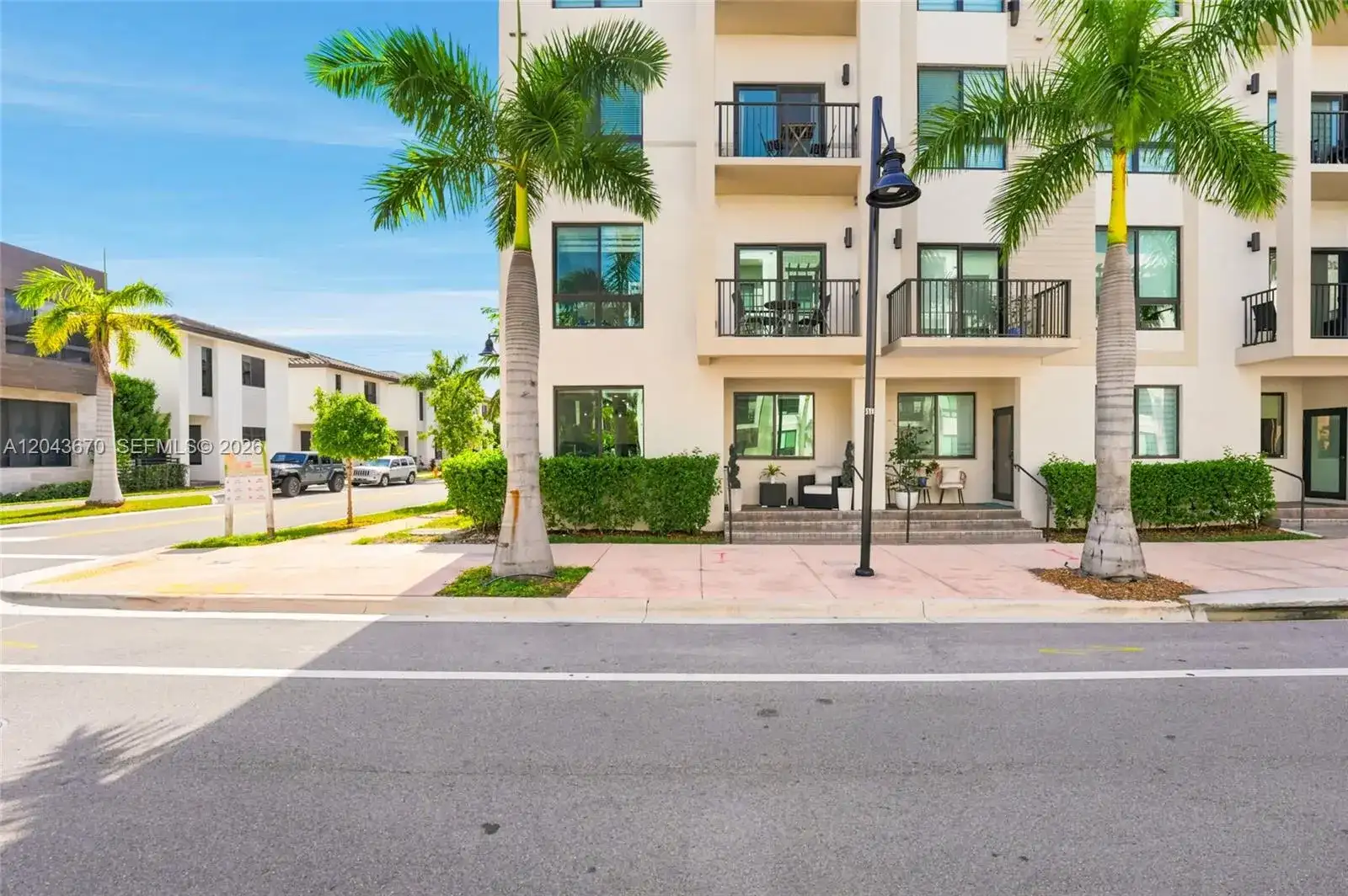 8167 NW 41st St # 101, Doral FL 33166 photo 3