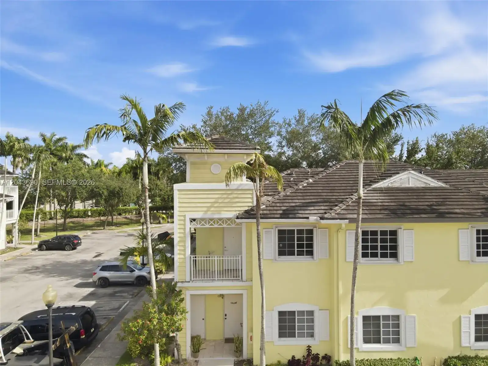 2728 NE 3rd Ct # 201, Homestead FL 33033 photo 2