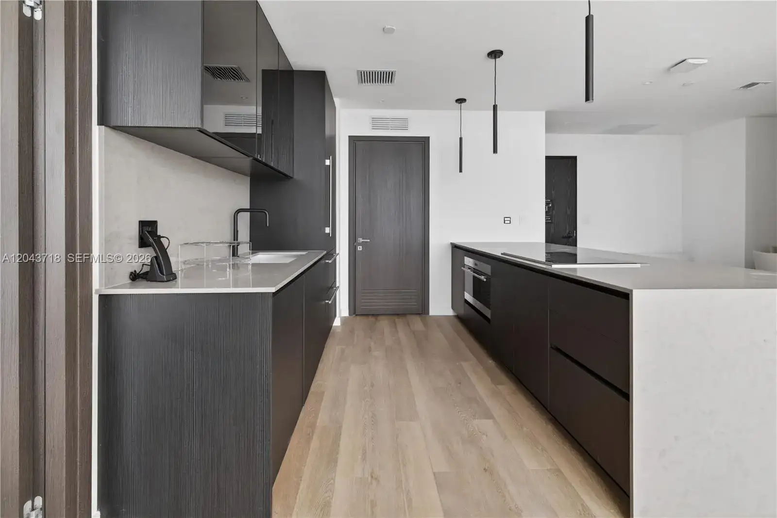 20 NE 11th # 4701, Miami FL 33132 photo 2