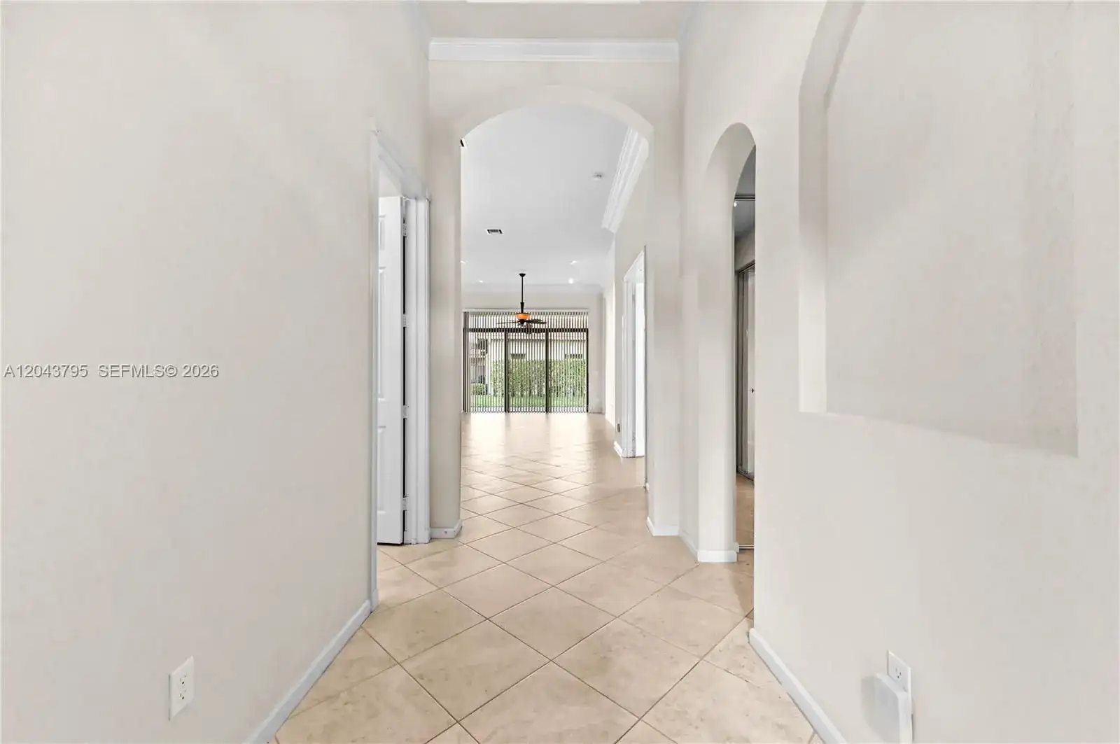 6823 Fabiano Cir, Boynton Beach FL 33437 photo 4