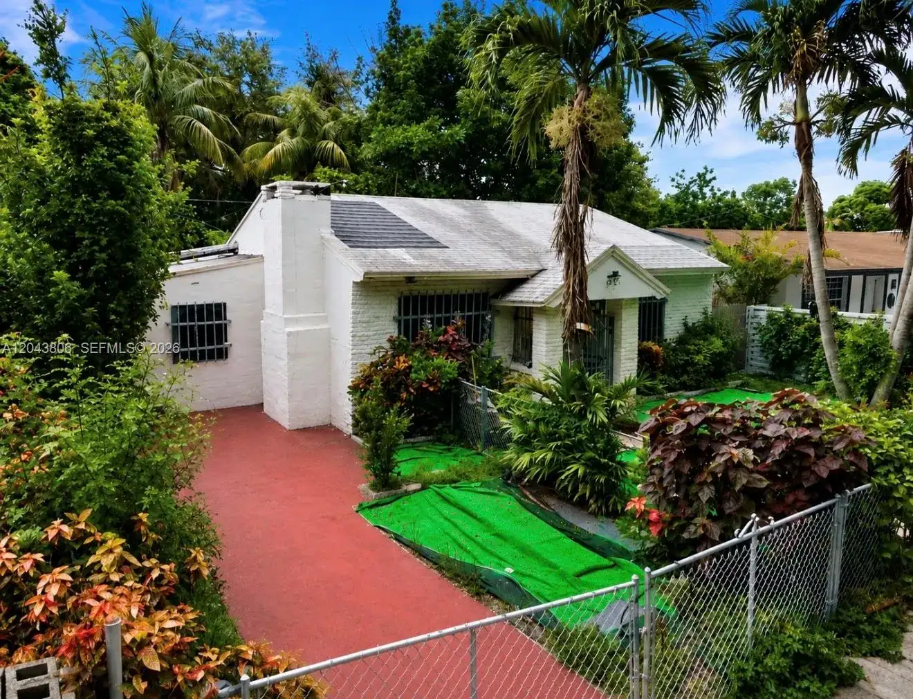 7573 NW 12th Ct, Miami FL 33147 photo 3