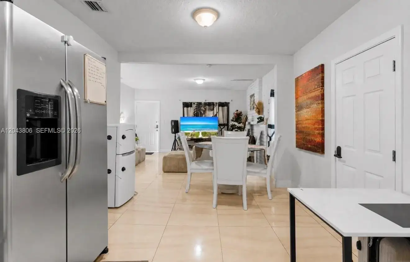 7573 NW 12th Ct, Miami FL 33147 photo 5
