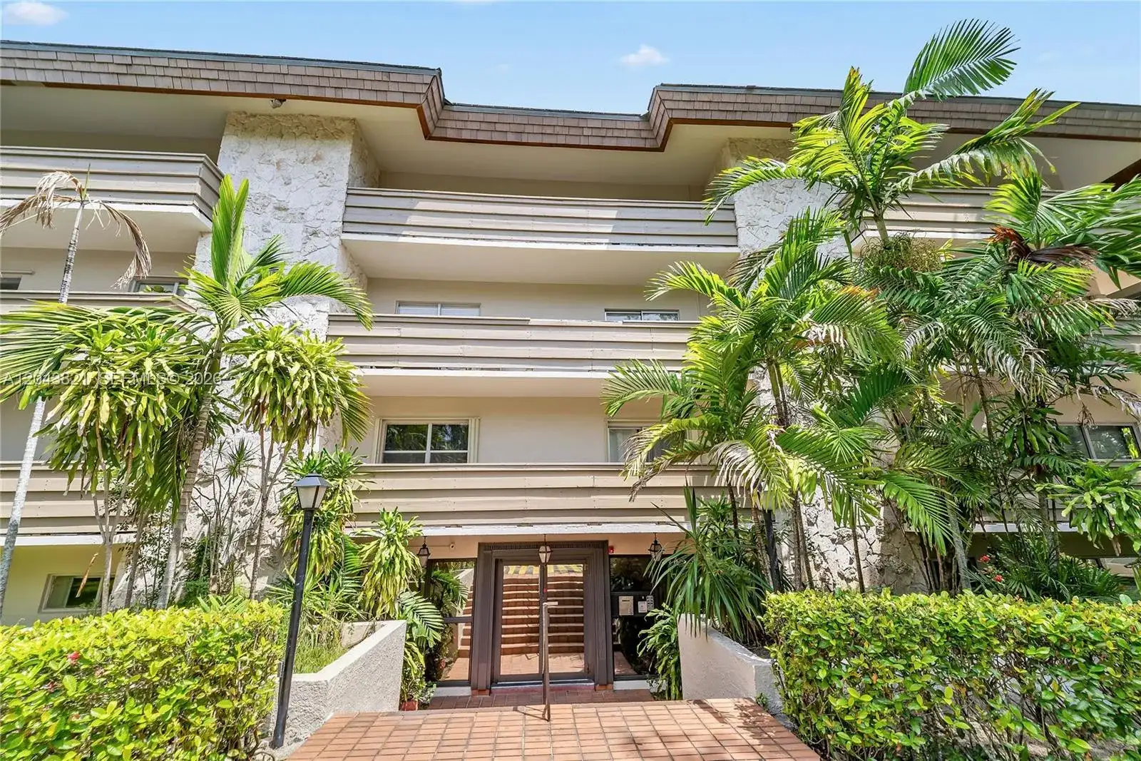 1205 Mariposa Ave # 307, Coral Gables FL 33146 photo 2