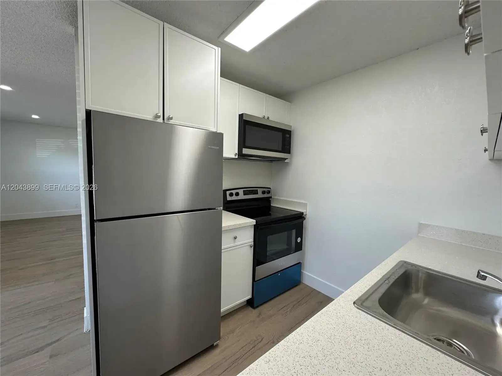 899 NE 15th Street # 3, Fort Lauderdale FL 33304 photo 4