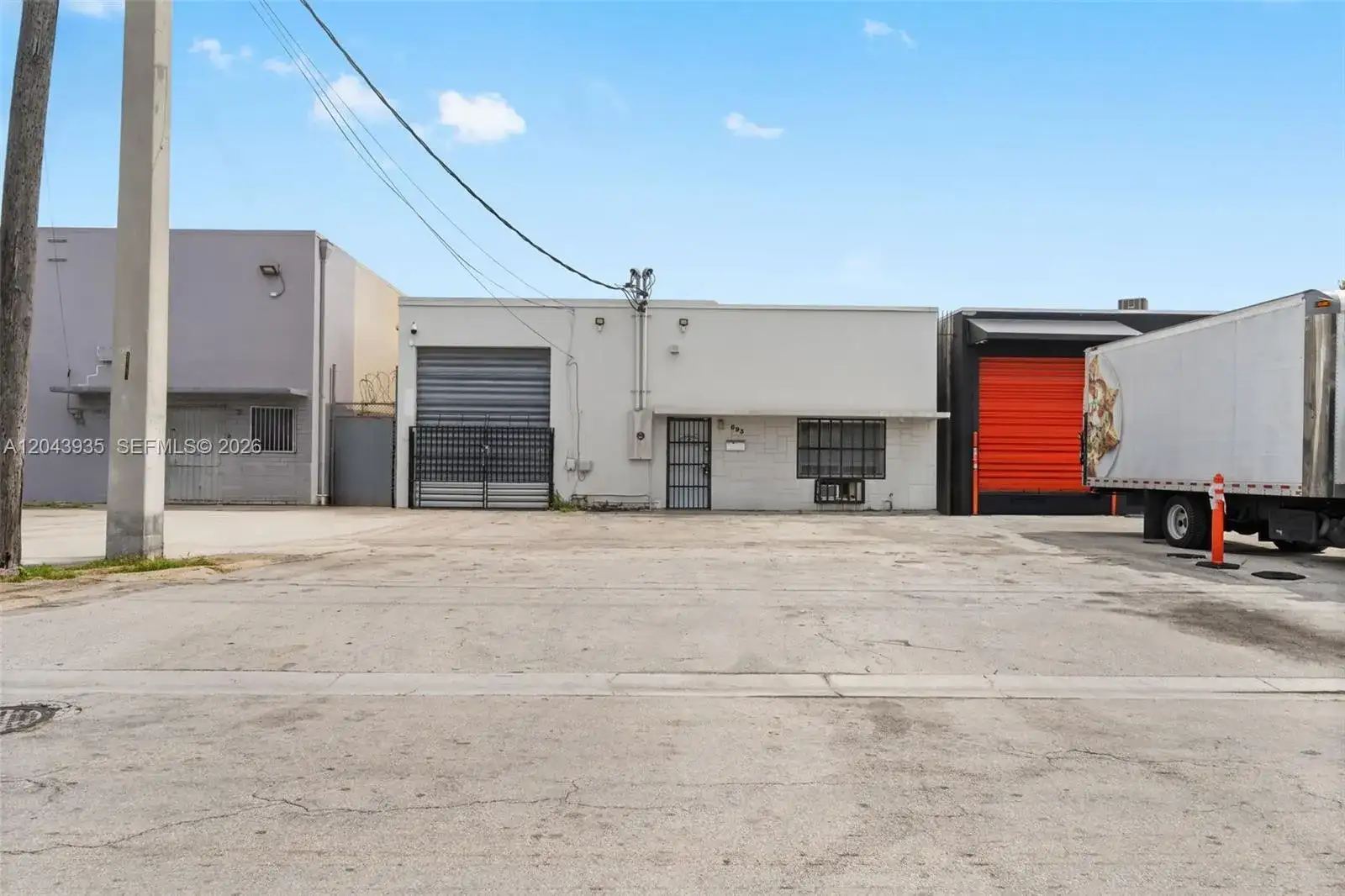 693 W 26th St, Hialeah FL 33010 photo 2
