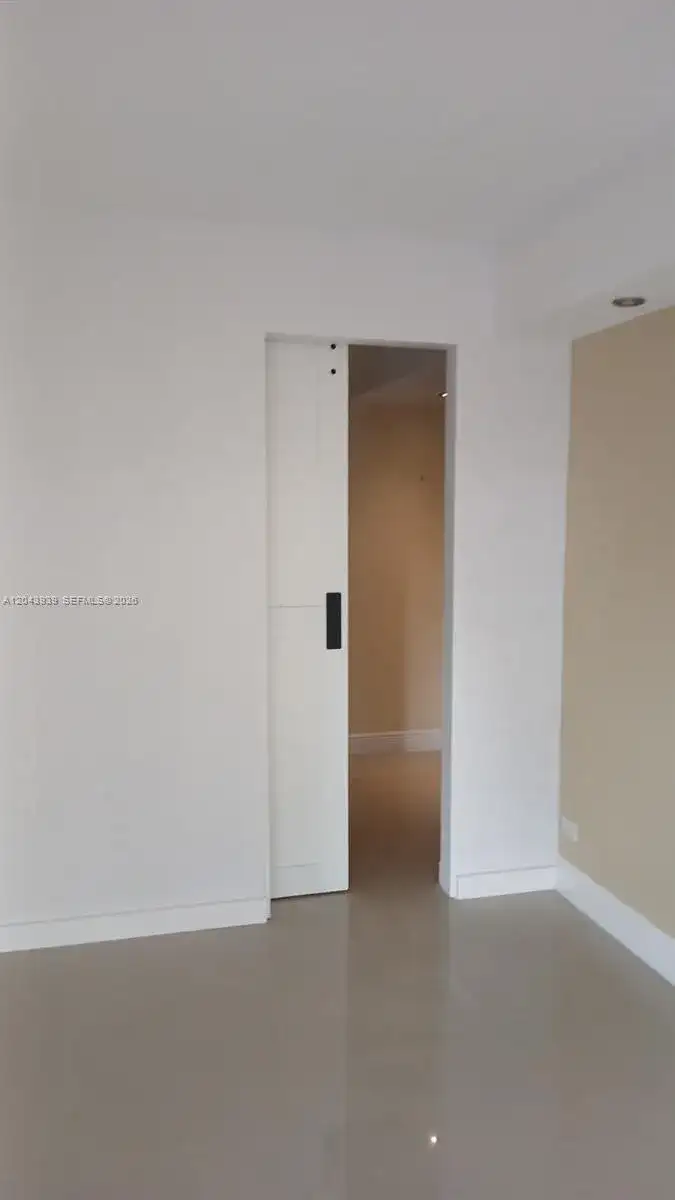 1800 NE 114th St # 508, Miami FL 33181 photo 3