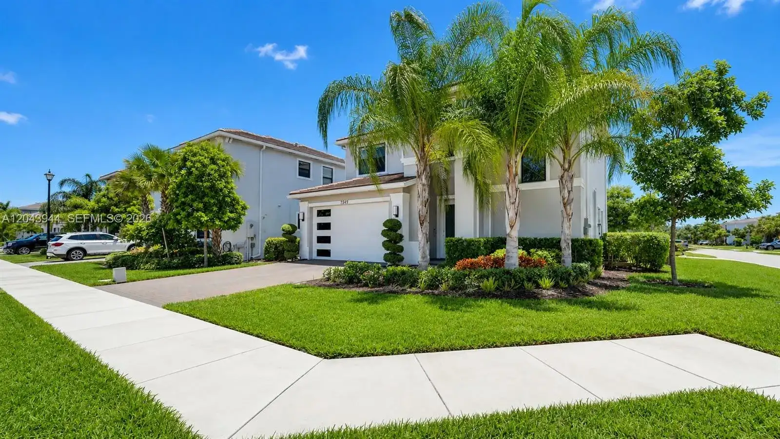 7349 Stella Ln, Lake Worth FL 33463 photo 2