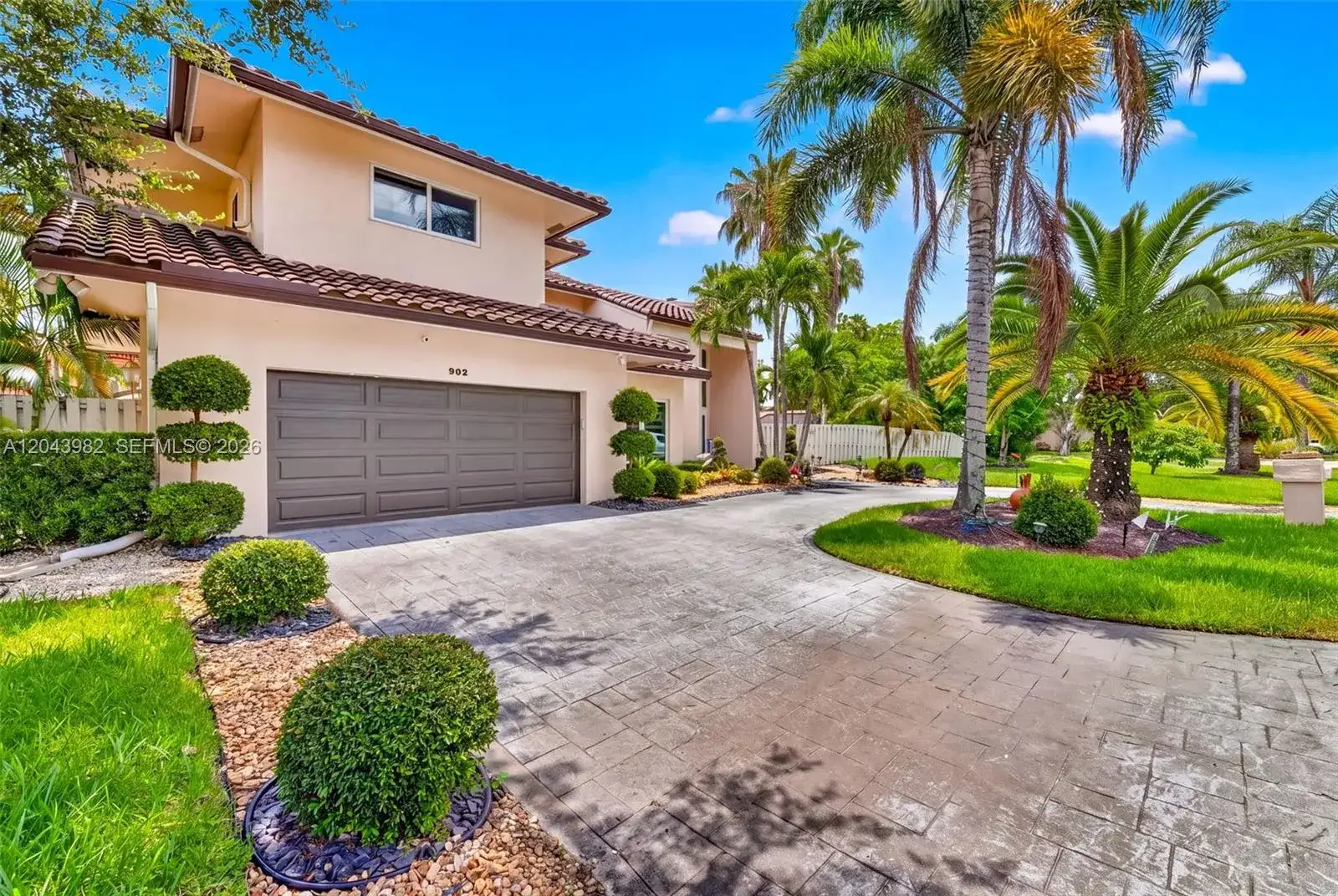 962 SW 93rd Ter, Plantation FL 33324 photo 5