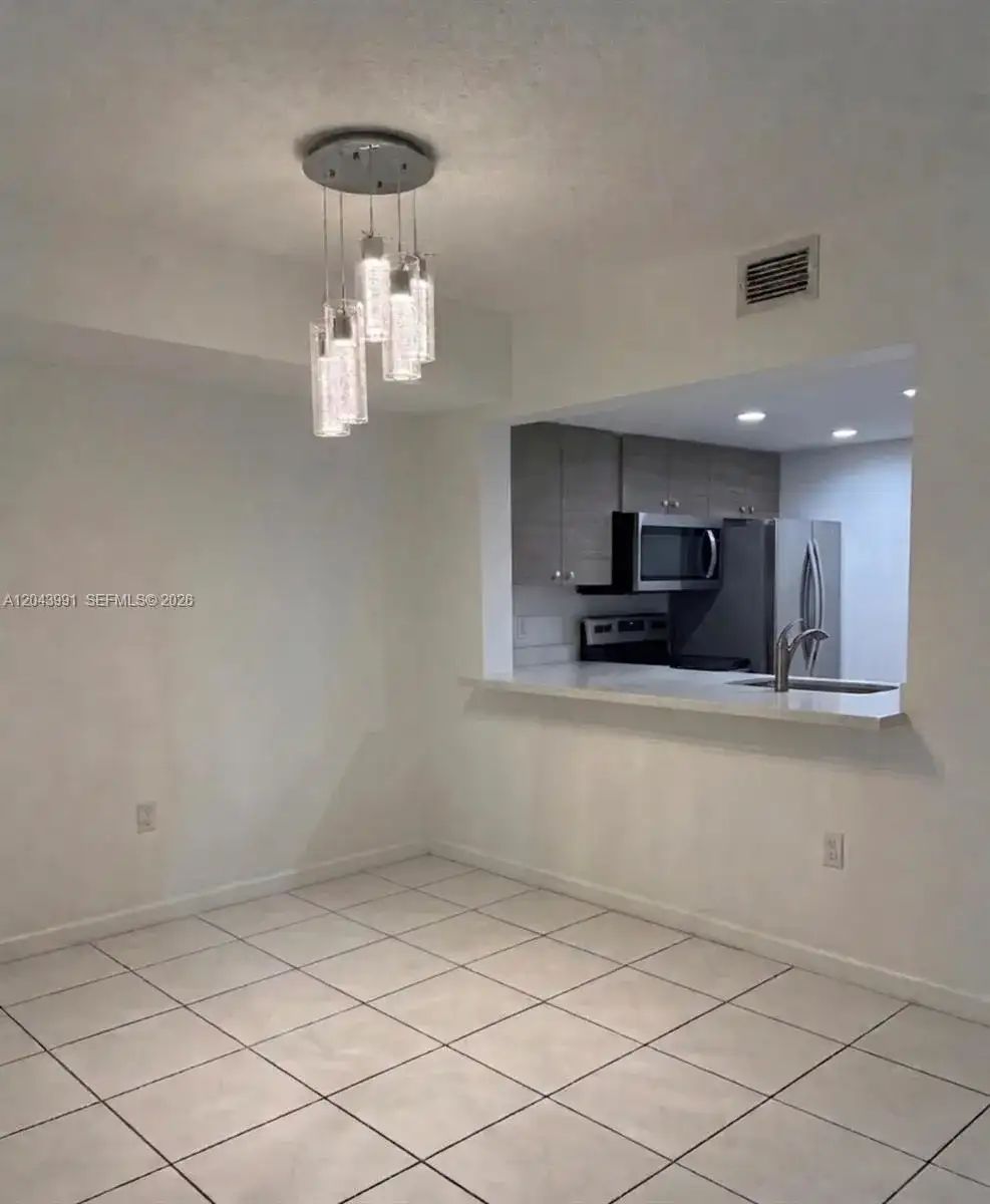 2055 SW 122nd Ave # 327, Miami FL 33175 photo 3