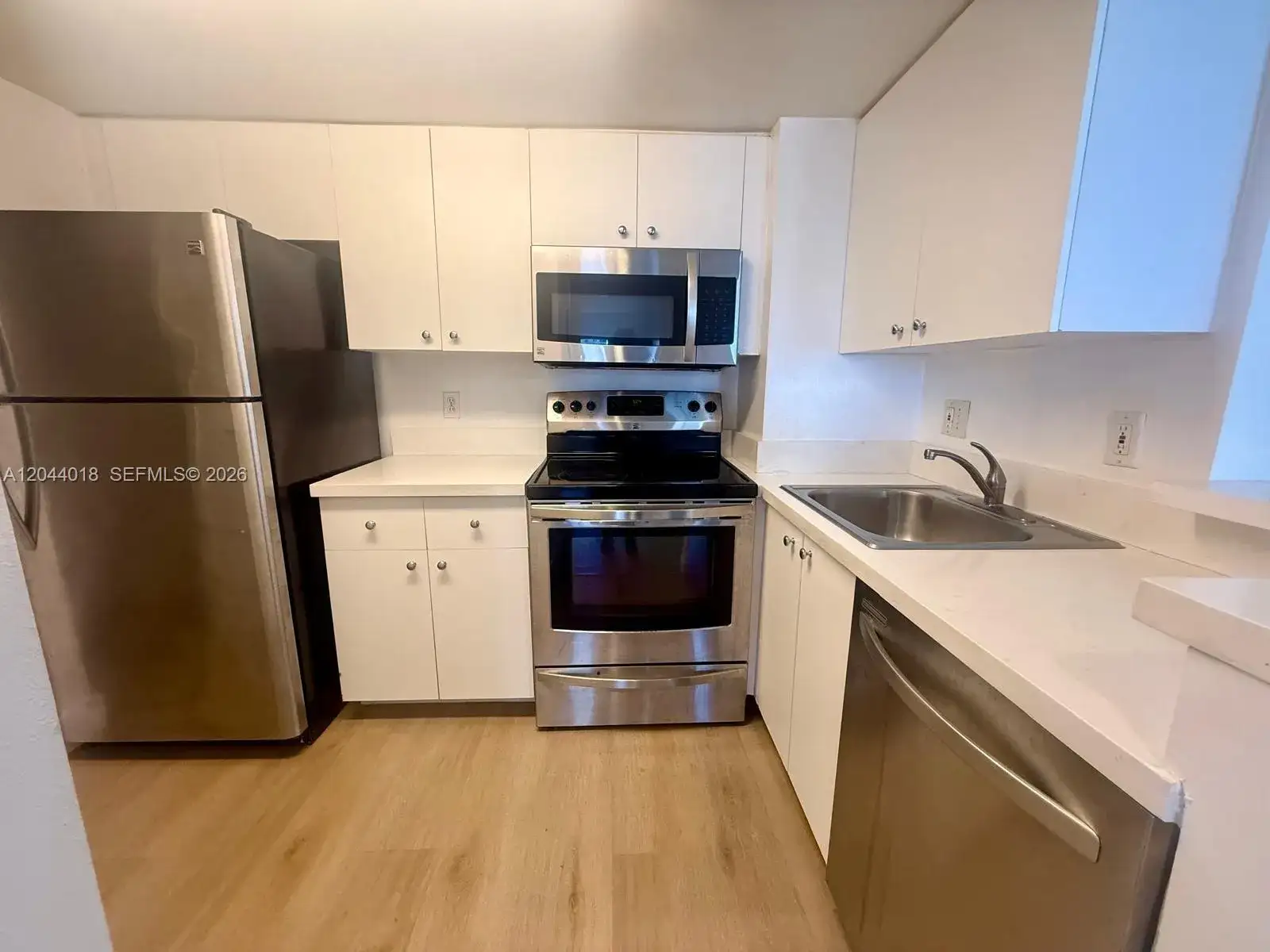 770 Claughton Island Dr # 2109, Miami FL 33131 photo 4