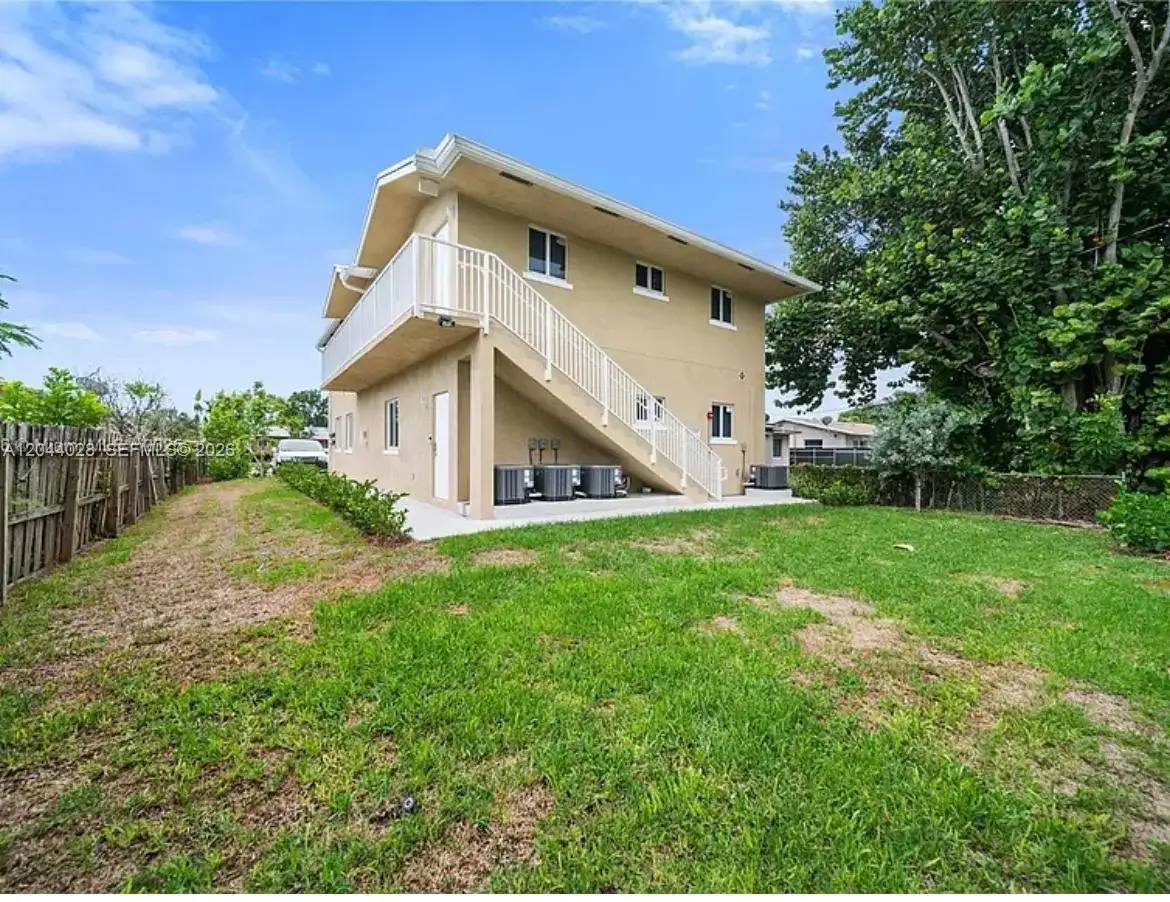 2311 Scott St # 2, Hollywood FL 33020 photo 2
