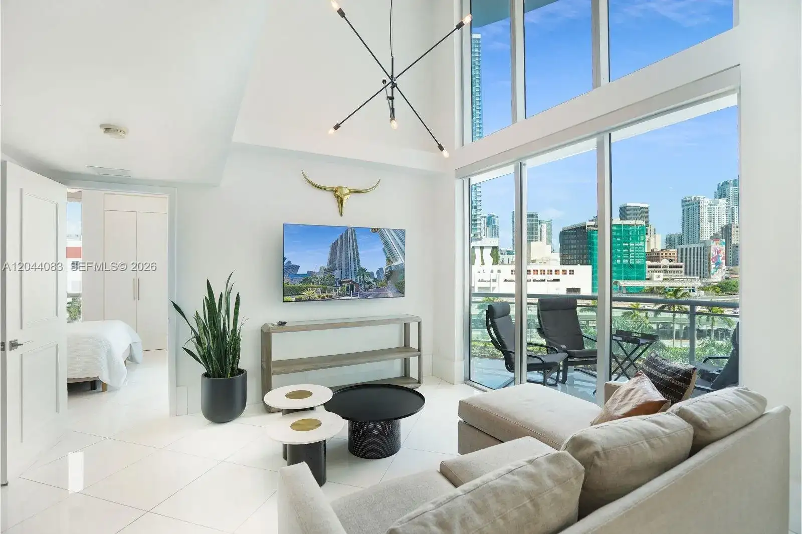 350 S Miami Ave # 713, Miami FL 33130 photo 2