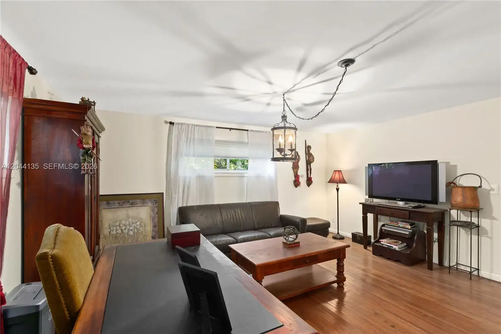 6315 Maynada St, Coral Gables FL 33146 photo 4