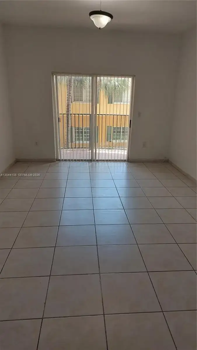 7290 NW 114th Ave # 7, Doral FL 33178 photo 2
