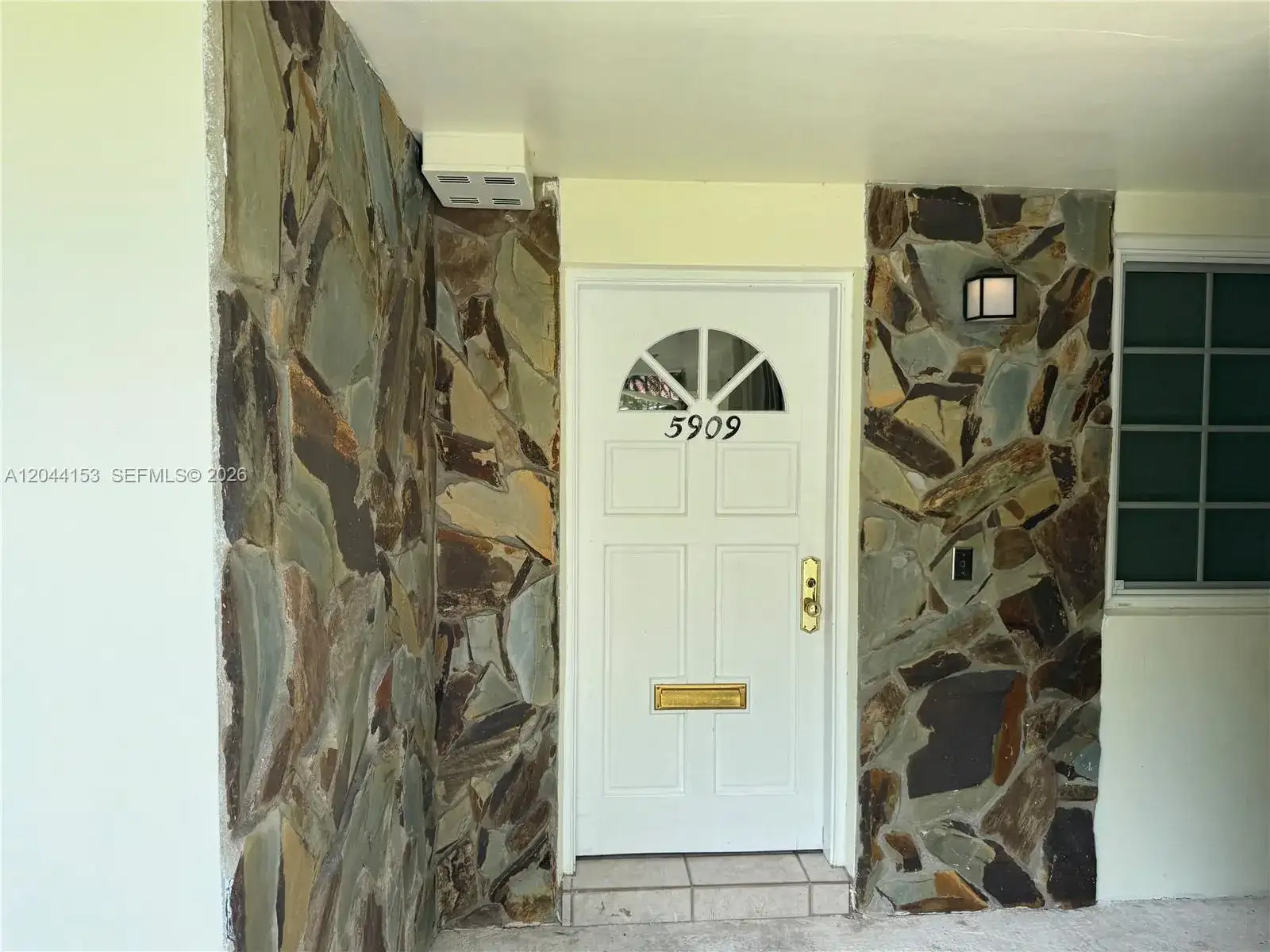 5907 Turin St # 5909, Coral Gables FL 33146 photo 5