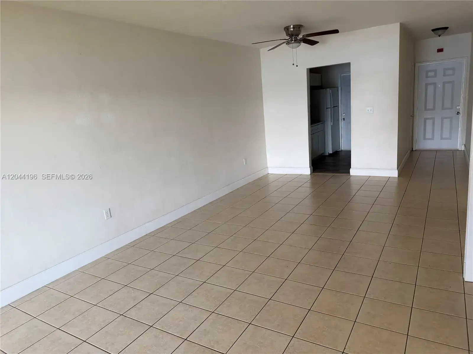 19001 NE 2nd Ave # 1404, Miami FL 33179 photo 3