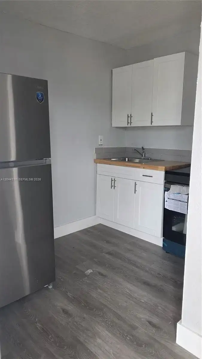 7001 NW 15th Ave # 8, Miami FL 33147 photo 5