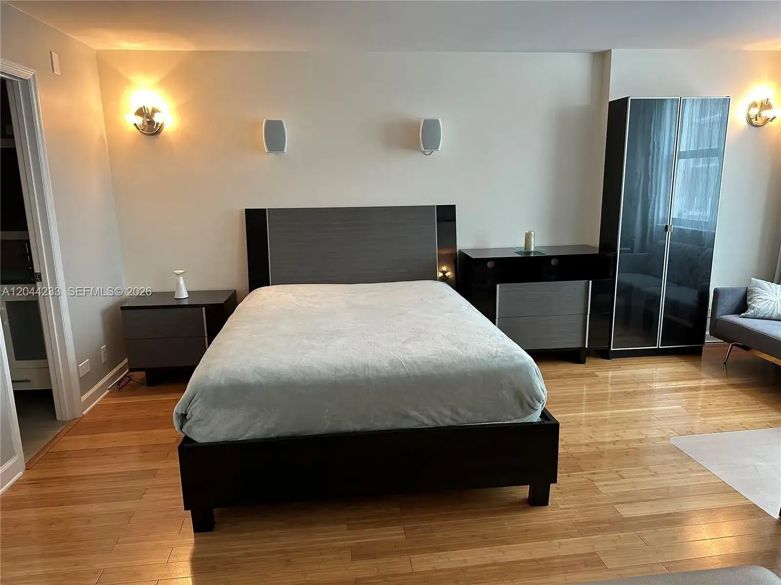 6039 Collins Ave # 1205, Miami Beach FL 33140 photo 4