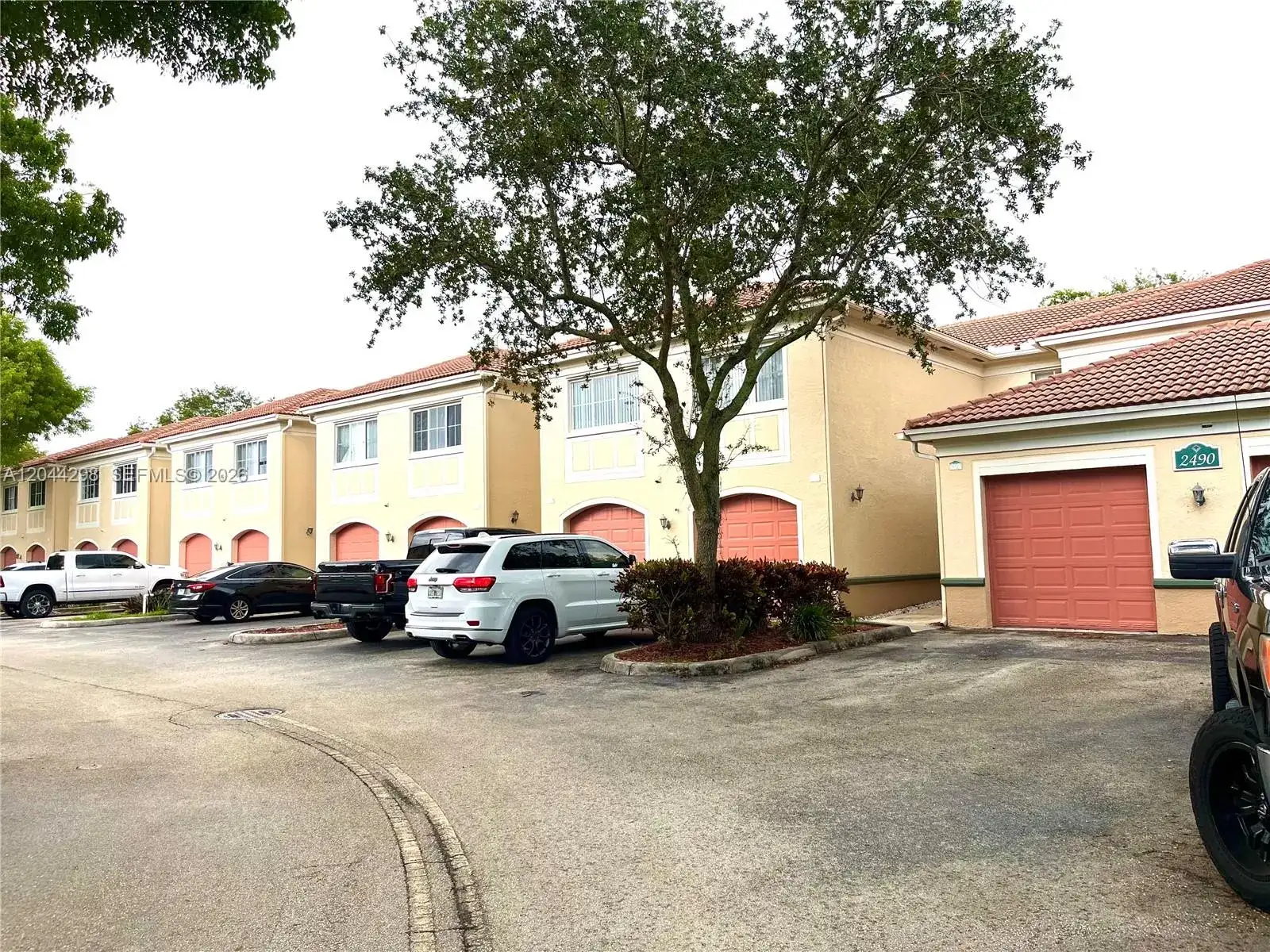 2490 Centergate Dr # 207, Miramar FL 33025 photo 2