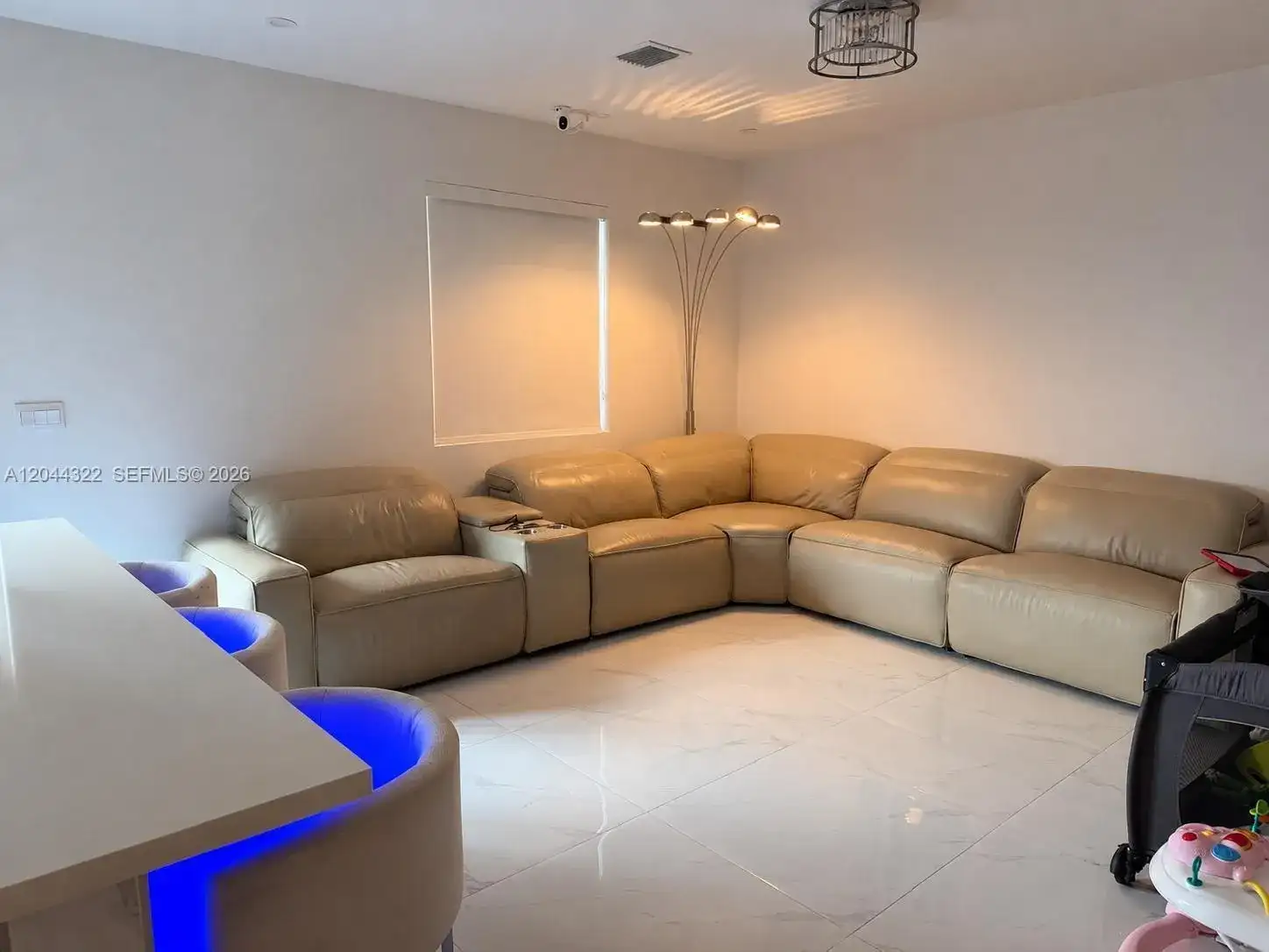 827 SE 18th St # 827, Homestead FL 33034 photo 3