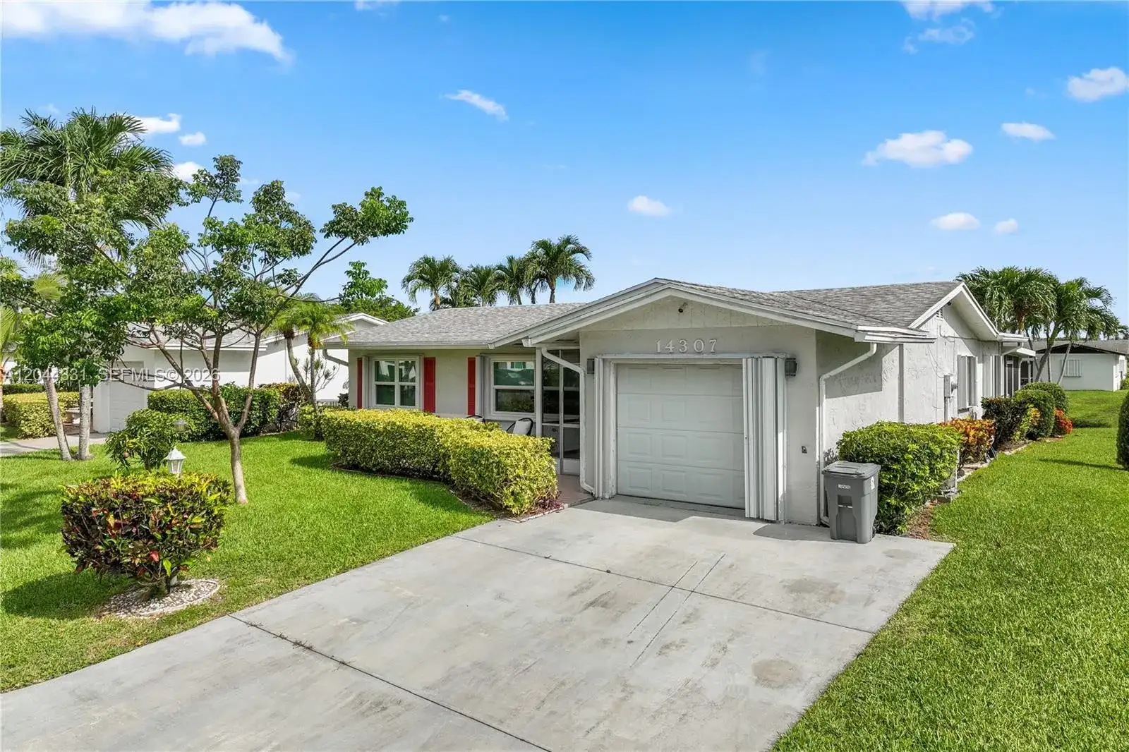 14307 Amapola Dr, Delray Beach FL 33484 photo 2