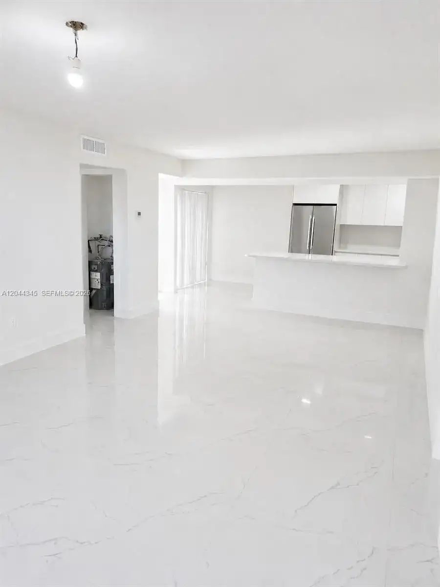 479 NE 210th Cir Ter # 28, Miami FL 33179 photo 2