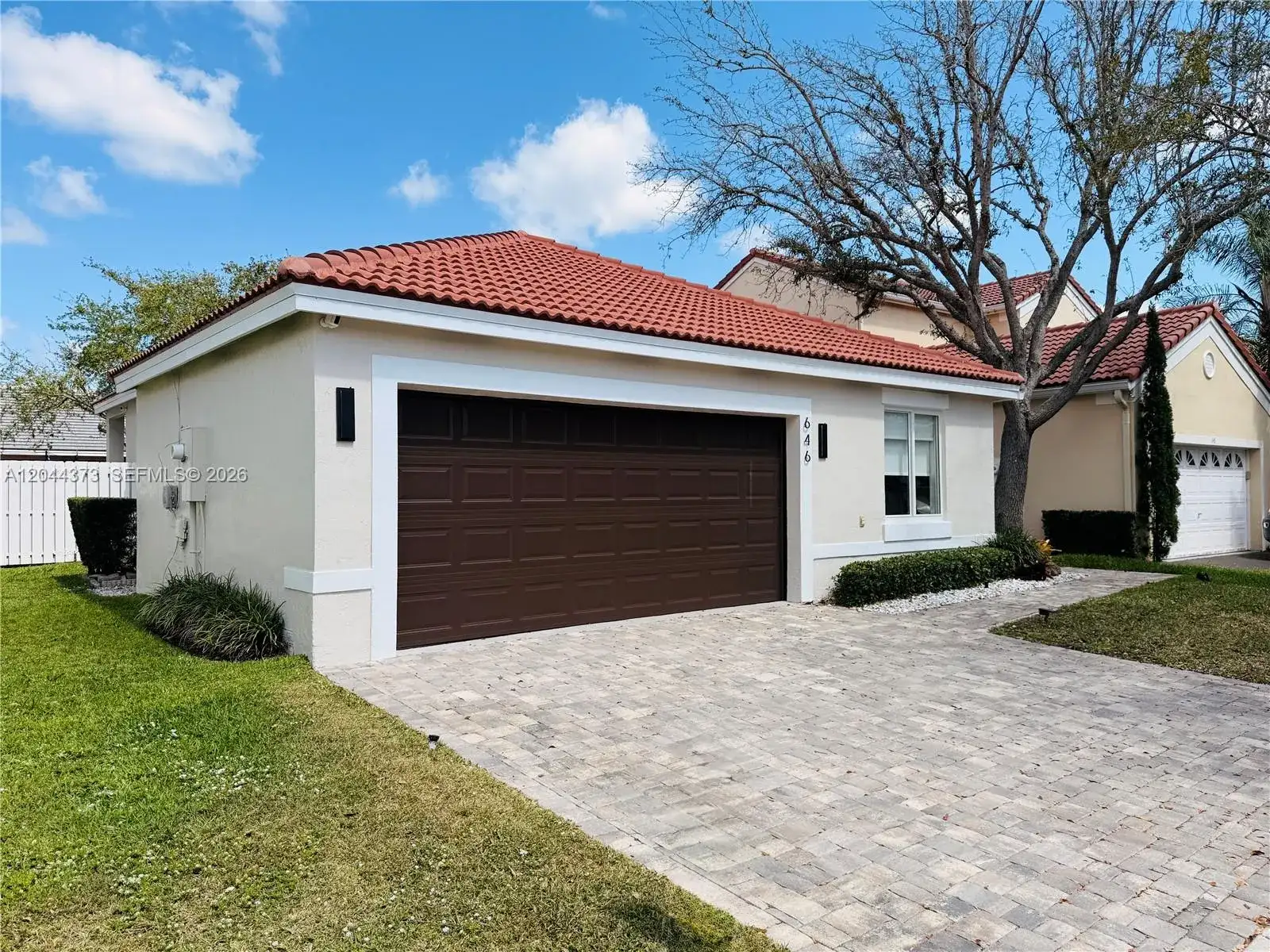 646 Stanton Dr, Weston FL 33326 photo 2