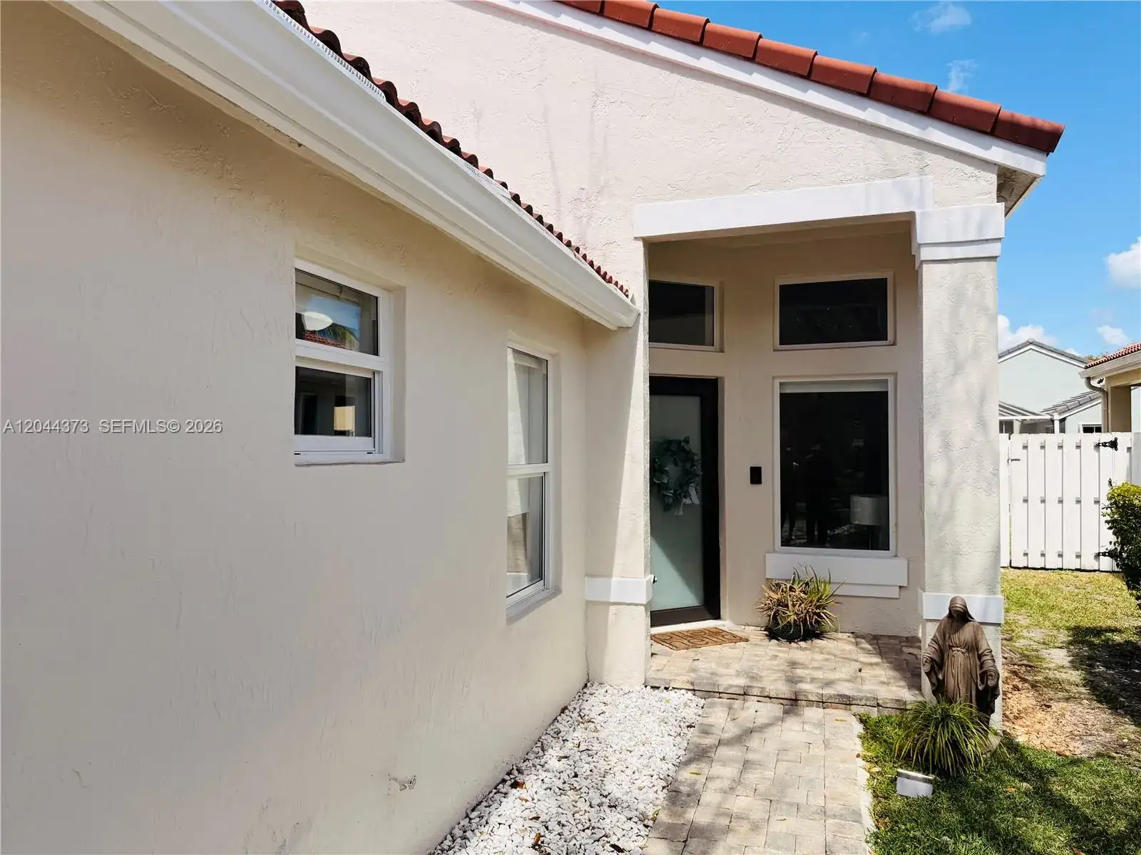 646 Stanton Dr, Weston FL 33326 photo 3