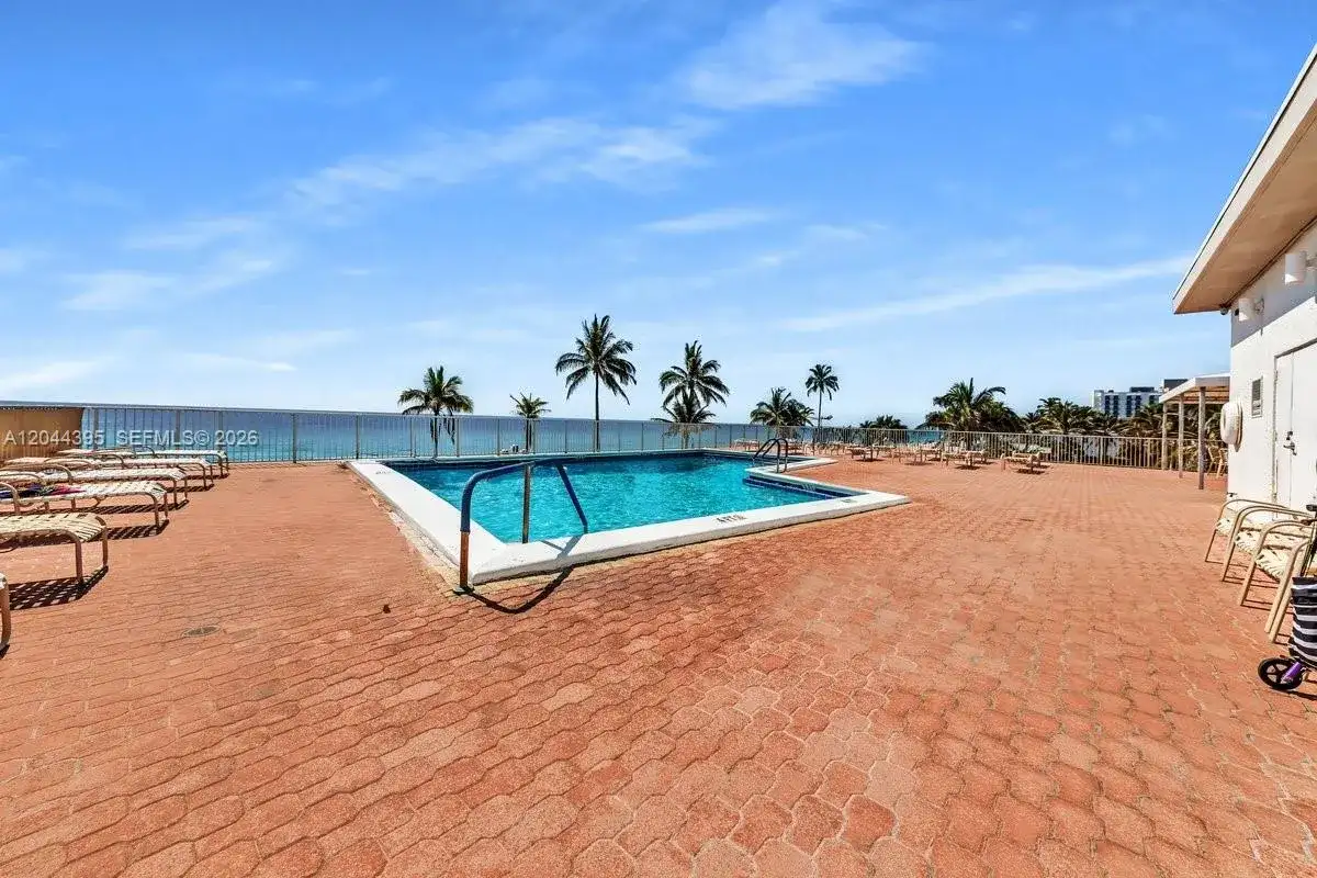 3111 N Ocean Dr # 904, Hollywood FL 33019 photo 2