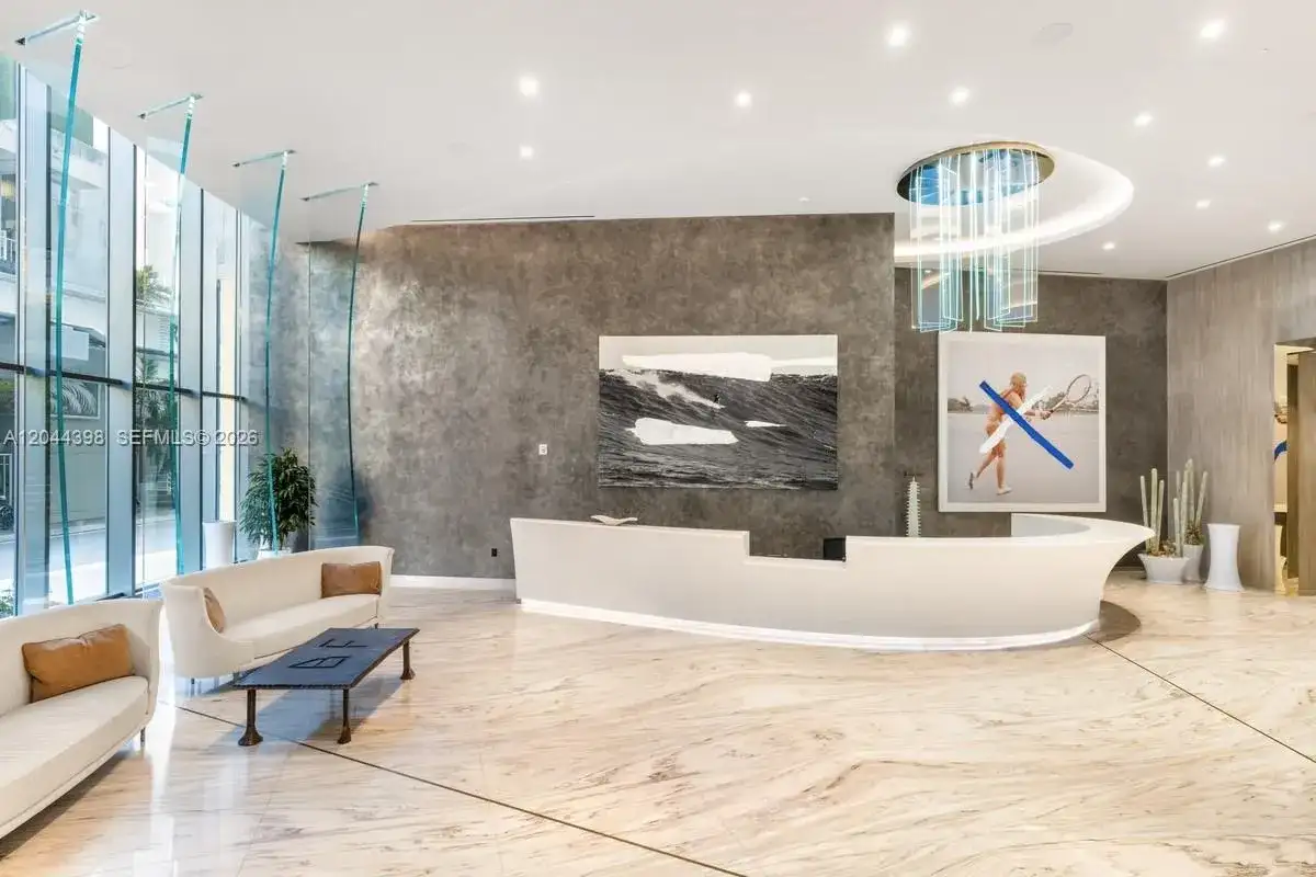 1000 Brickell Plz # 3410, Miami FL 33131 photo 2