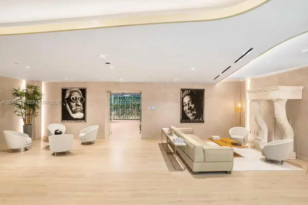 1000 Brickell Plz # 3410, Miami FL 33131 photo 5