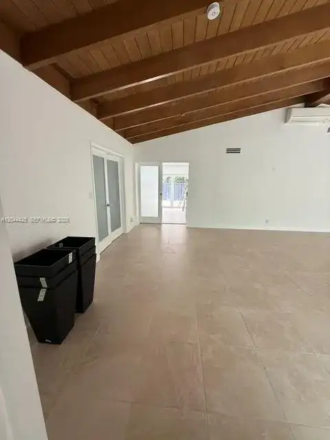 1047 NE 84th St, Miami FL 33138 photo 5