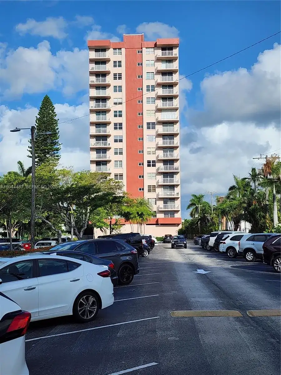 3161 S Ocean Dr # 301, Hallandale Beach FL 33009 photo 2