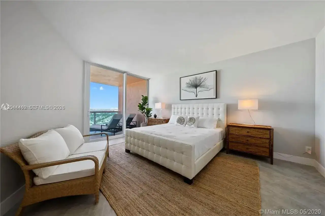 300 S Pointe Dr # 3604, Miami Beach FL 33139 photo 5