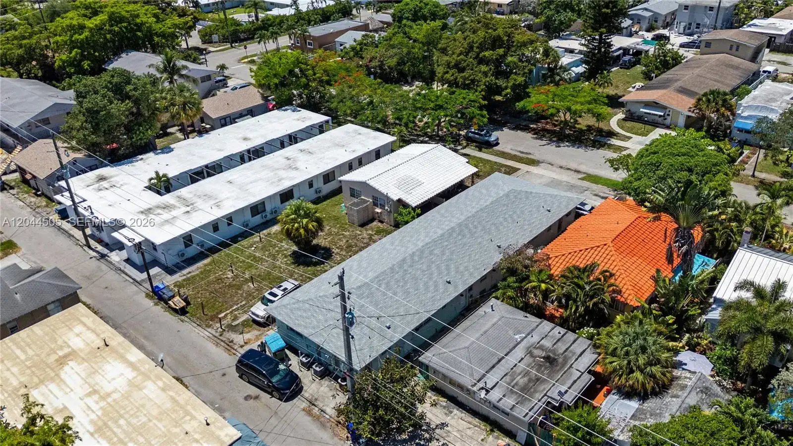 1938 Pierce St, Hollywood FL 33020 photo 2